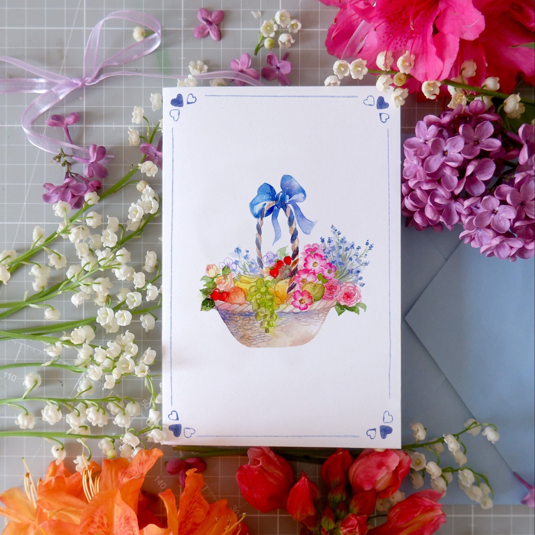 Carte double "Panier fleuri" + enveloppe bleue
