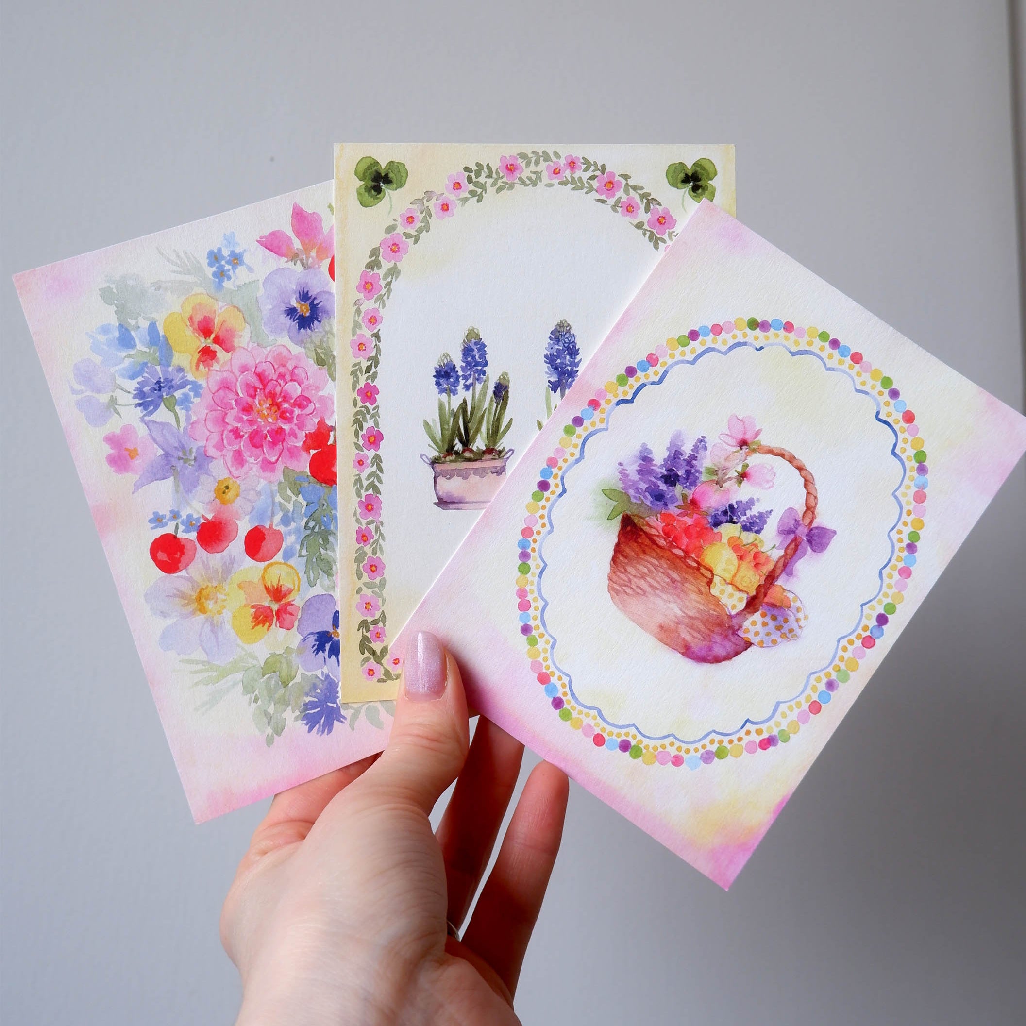 Carte panier médaillon (+ enveloppe jaune pâle)